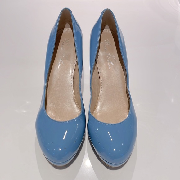 (2/$50) Marc Fisher Powder Blue Patent Heels - 7.5 - Picture 2 of 13